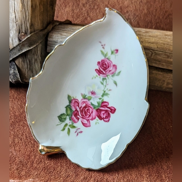 Porcelain Leaf Collectible 22kt Gold Trim Genuine Porcelain Dish In Original Box - Picture 4 of 10